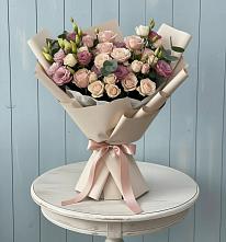 Букет цветов из:  Розы и Лизиантусы в Тарках