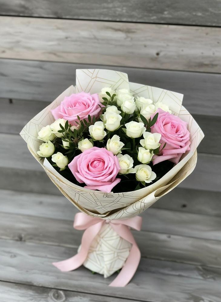 Букет цветов из: Розы в Тарках
