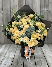Букет цветов из:  Розы и Лизиантусы в Тарках