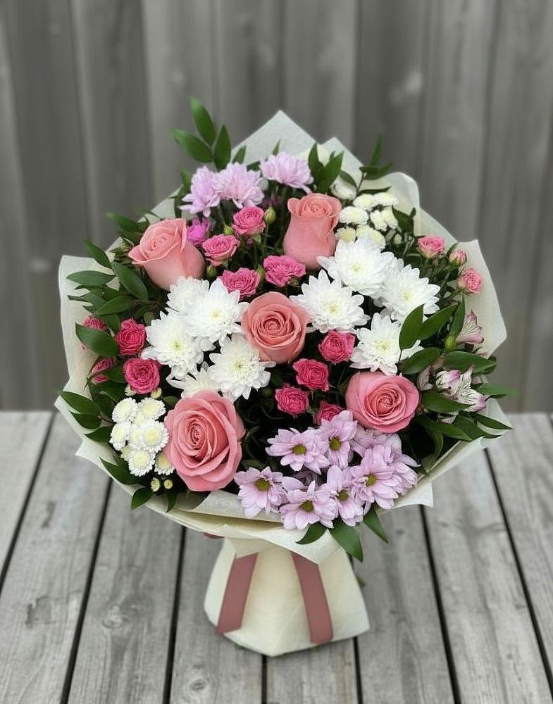 Букет цветов из: Альстромерии, Гвоздики, Розы и Хризантемы в Тарках