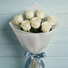 Букет 7 Белых роз Эдлесс Лав в Тарках
