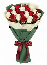 Букет Микс из красных и белых роз #REPLACE_PRED# Тарках