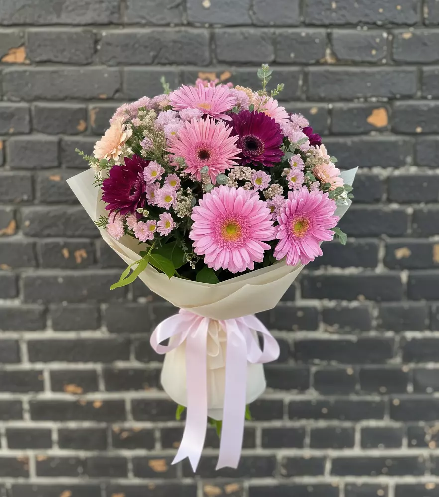 Букет цветов из: Герберы и Хризантемы в Тарках