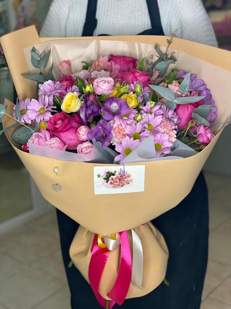 Букет цветов из: Хризантемы, Гвоздики и Альстромерии в Тарках