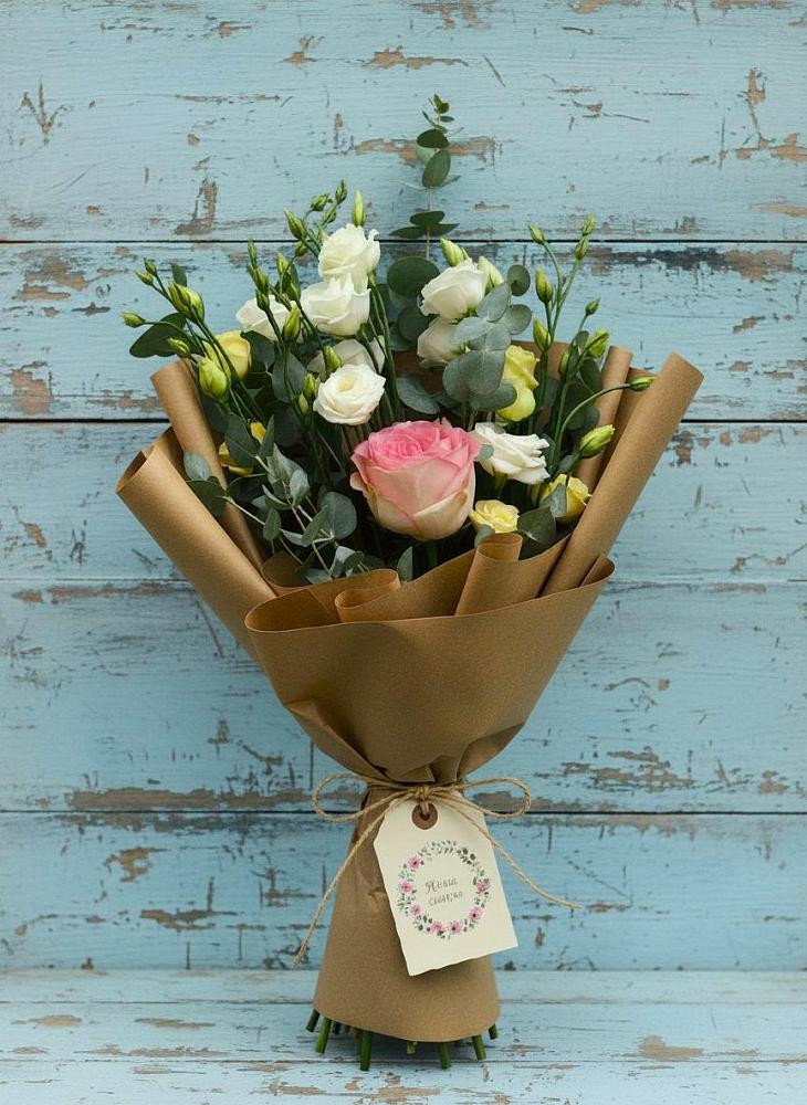 Букет цветов из: Розы и Лизиантусы в Тарках