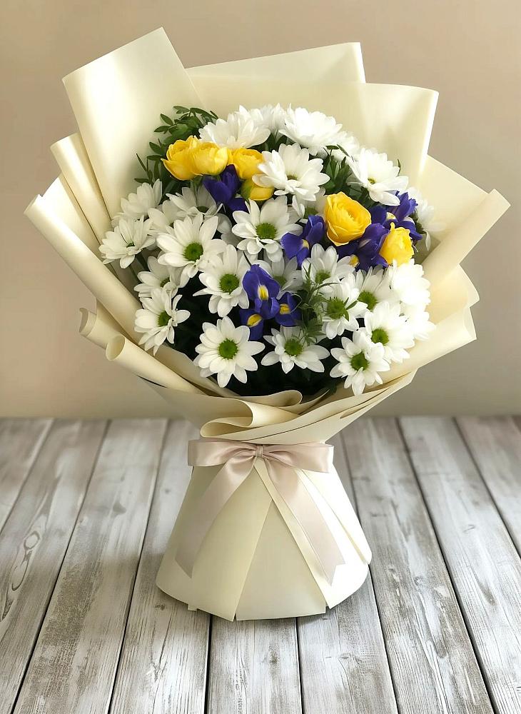 Букет цветов из: Ирисы, Хризантемы и Розы в Тарках