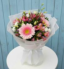 Букет цветов из:  Герберы, Альстромерии и Лизиантусы в Тарках