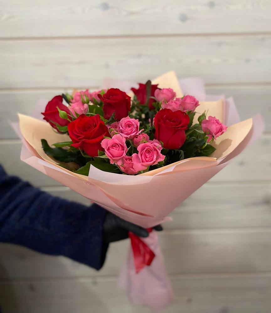 Букет цветов из: Розы в Тарках