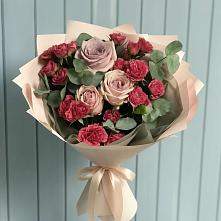 Букет цветов из:  Гвоздики и Розы в Тарках