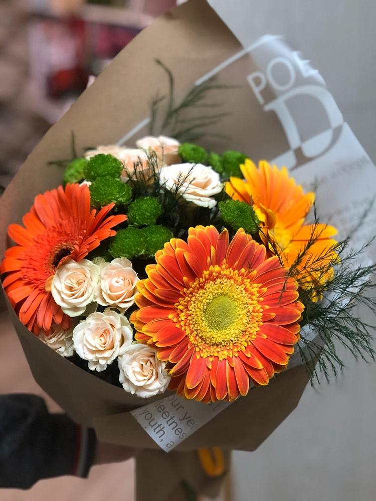 Букет цветов из: Герберы, Хризантемы и Розы в Тарках