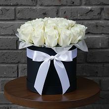 Цветочная композиция из Розы в шляпной коробке в Тарках